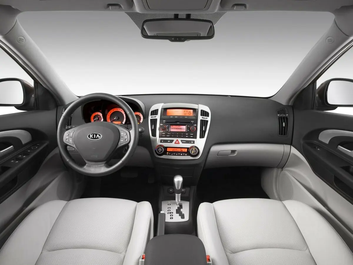 Kia Ceed I Хэтчбек 5 дв. — сүрөт 6