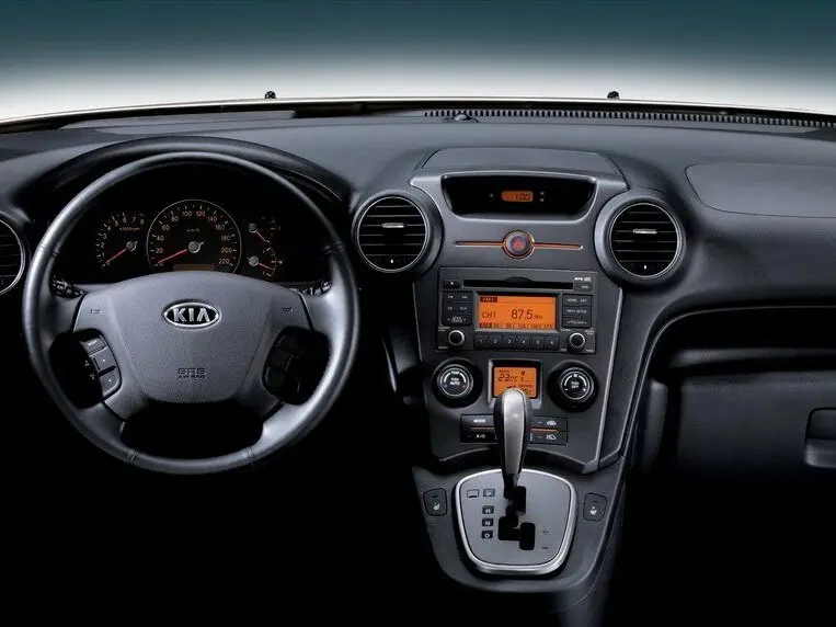 Kia Carens II (UN) Компактвэн — сүрөт 5