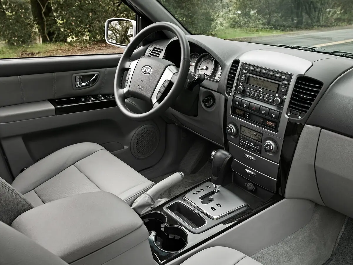 Kia Sorento I Рестайлинг Внедорожник 5 дв. — фото 7