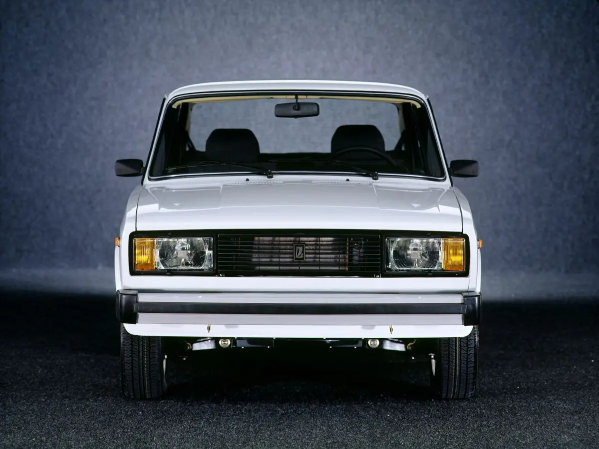 Lada (ВАЗ) 2105 1979 – 2011 Седан — 照片 3