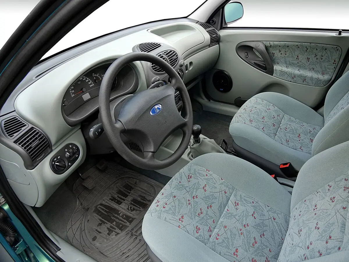 Lada (ВАЗ) Kalina I Седан — сүрөт 7