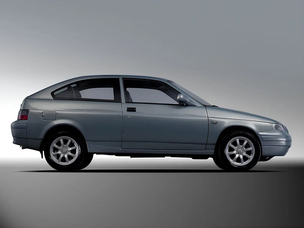 Lada (ВАЗ) 2112 1998 – 2009 Хэтчбек 3 дв. — сүрөт 2