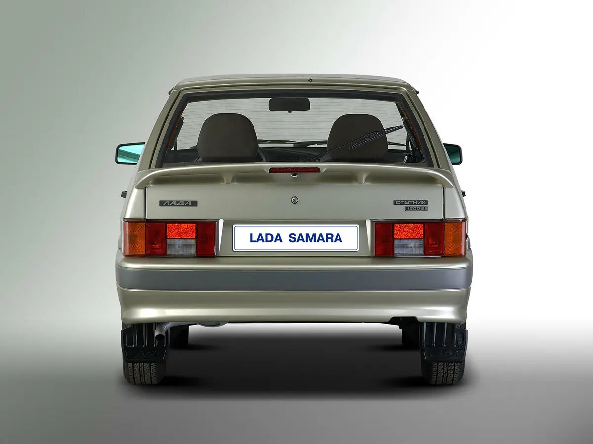 Lada (ВАЗ) 2114 2001 – 2013 Хэтчбек 5 дв. — photo 4
