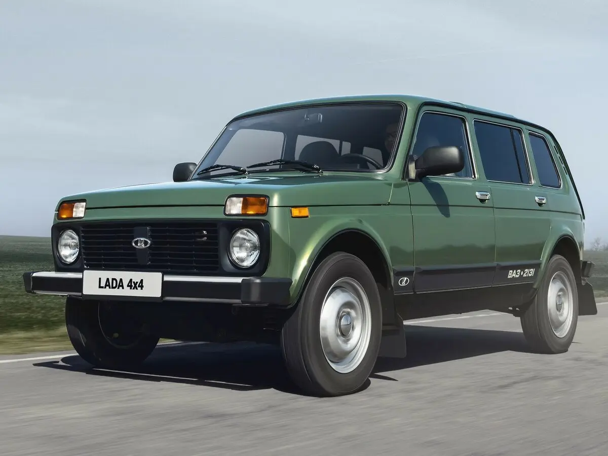Lada (ВАЗ) 2131 (4x4) I Внедорожник 5 дв. — сүрөт 3