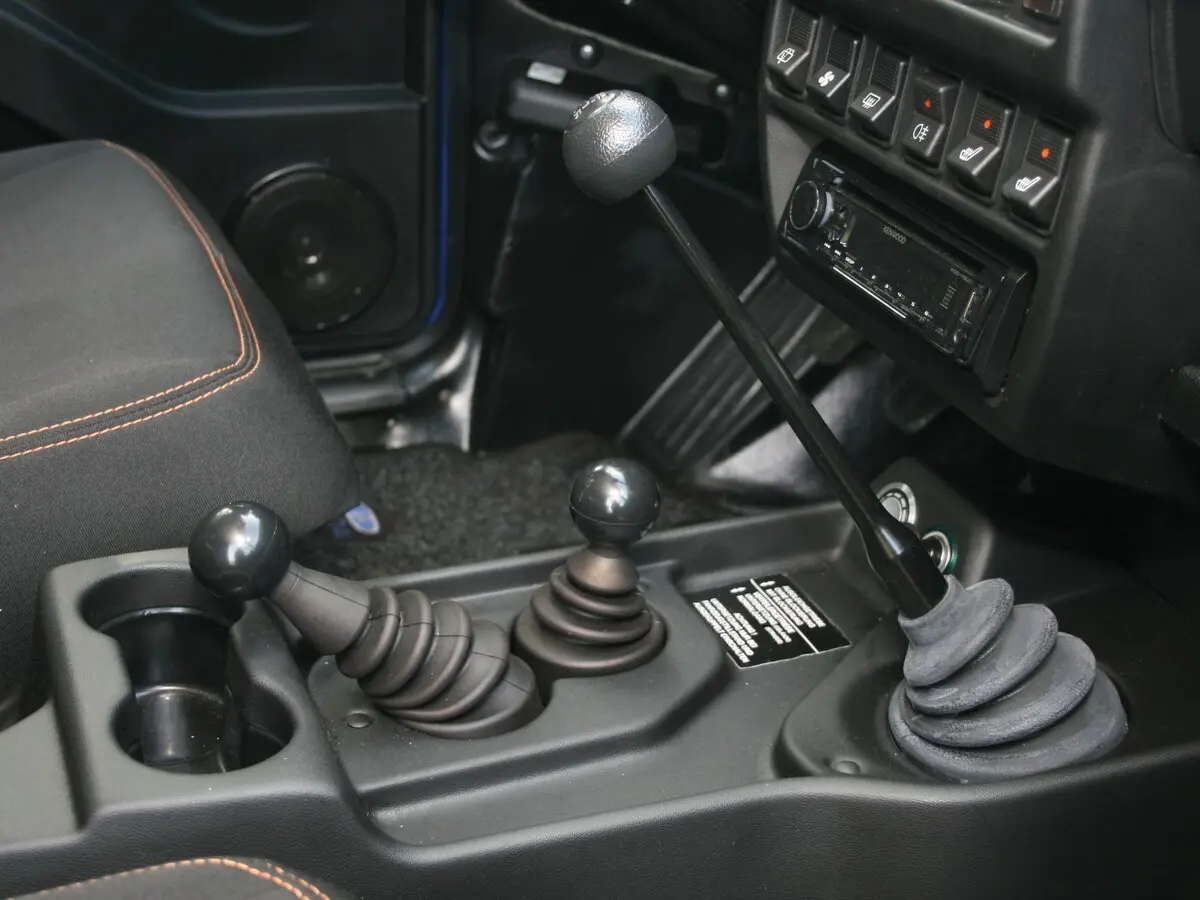 Lada (ВАЗ) 2131 (4x4) I Внедорожник 5 дв. — сүрөт 7