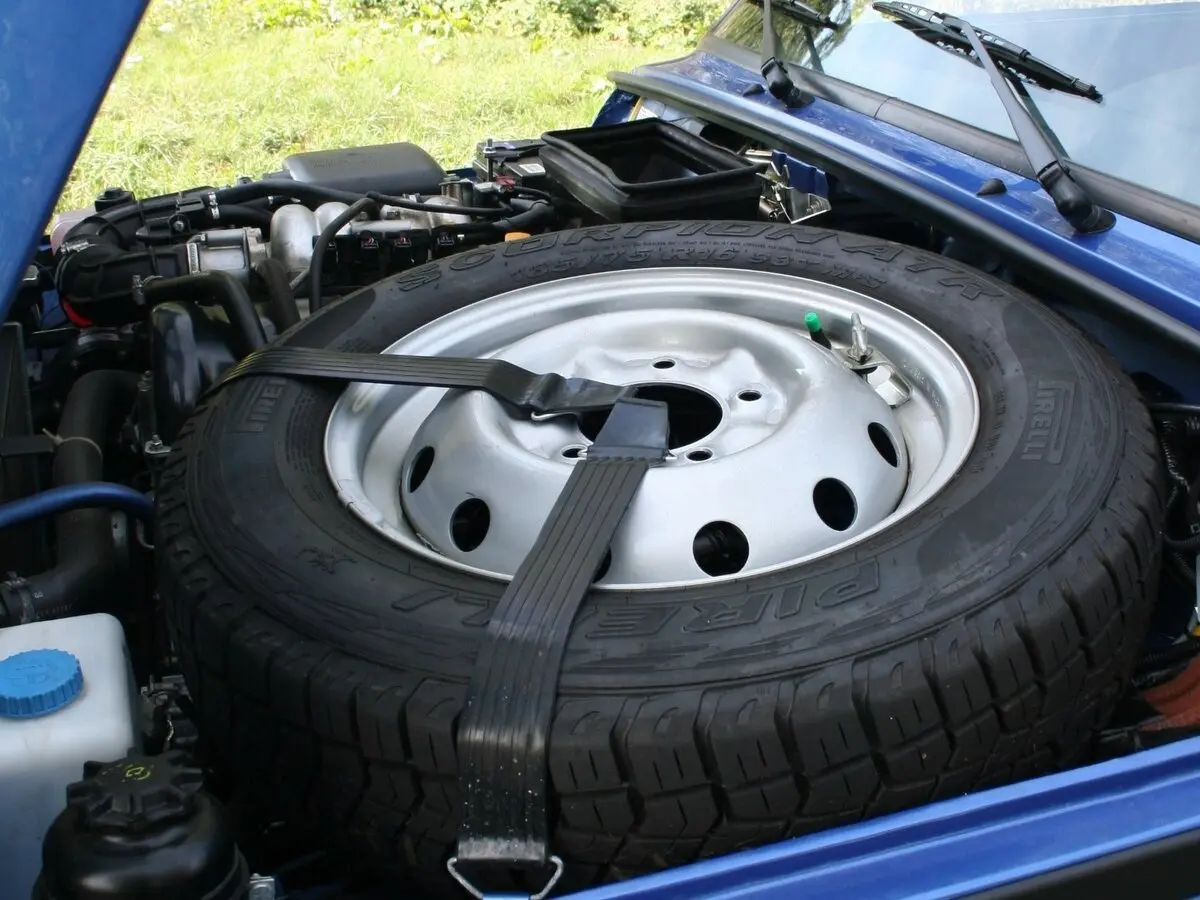 Lada (ВАЗ) 2131 (4x4) I Внедорожник 5 дв. — сүрөт 10