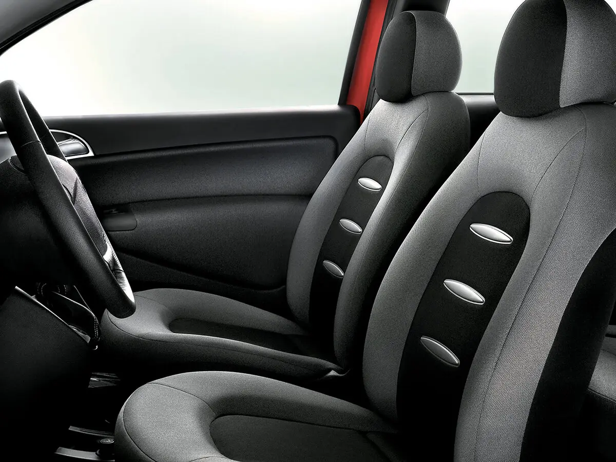 Lancia Ypsilon II (Type 843) Рестайлинг Хэтчбек 3 дв. — photo 7