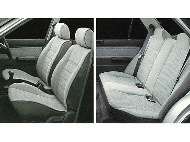 Ford Laser III Седан — сүрөт 6