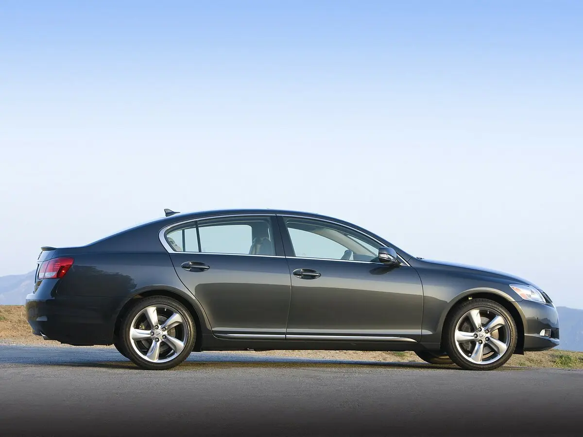 Lexus GS III Рестайлинг Седан — фото 2