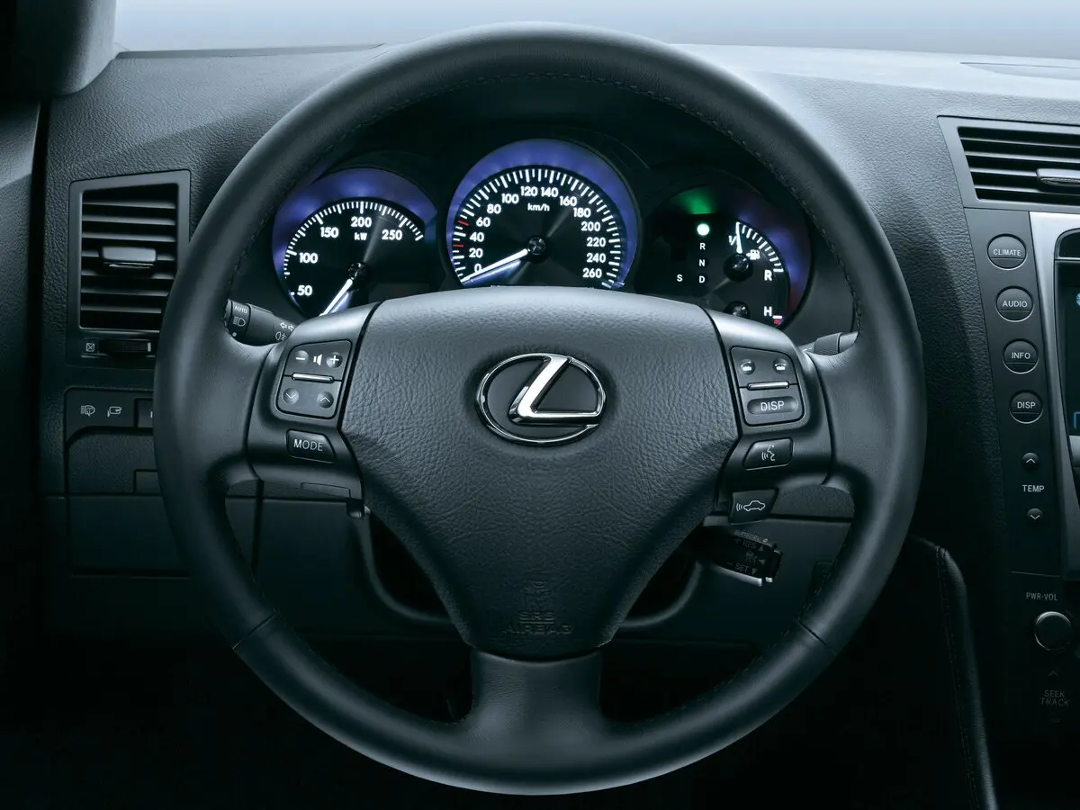 Lexus GS III Рестайлинг Седан — фото 10