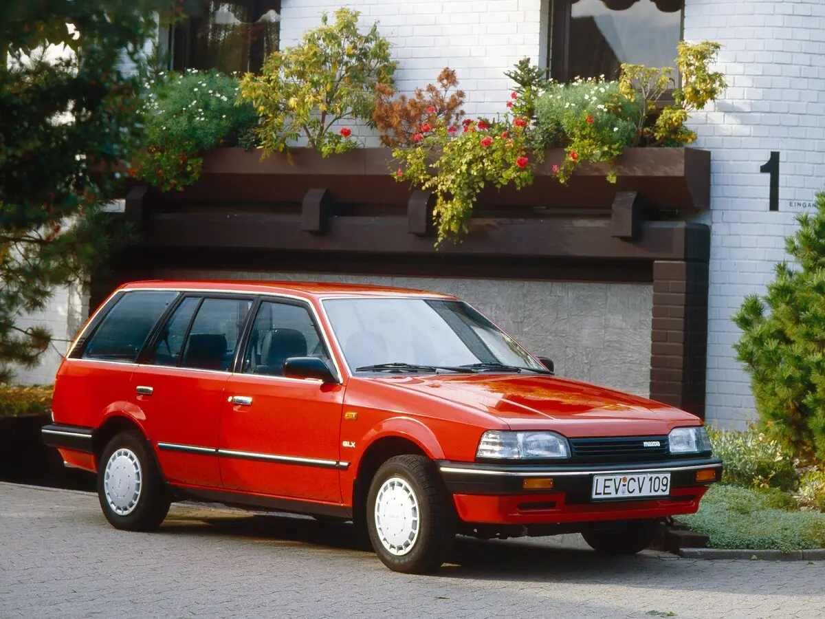 Ford Laser II Универсал 5 дв.