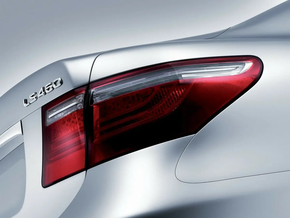 Lexus LS IV Рестайлинг Седан — фото 14