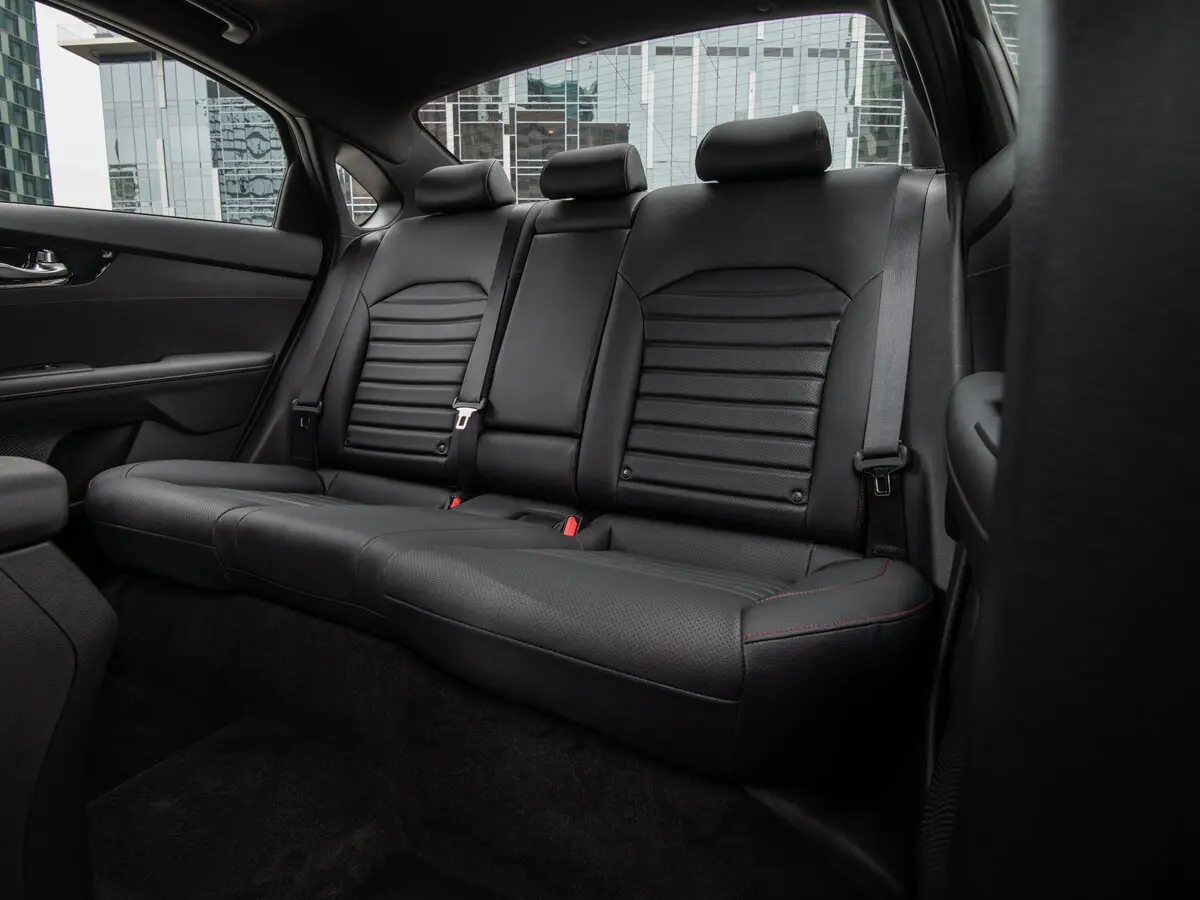 Kia Forte III Рестайлинг Седан — сүрөт 9