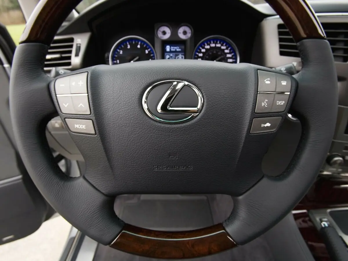 Lexus LX III Внедорожник 5 дв. — фото 9