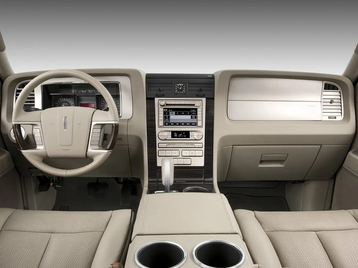 Lincoln Navigator III Внедорожник 5 дв. L — сүрөт 5