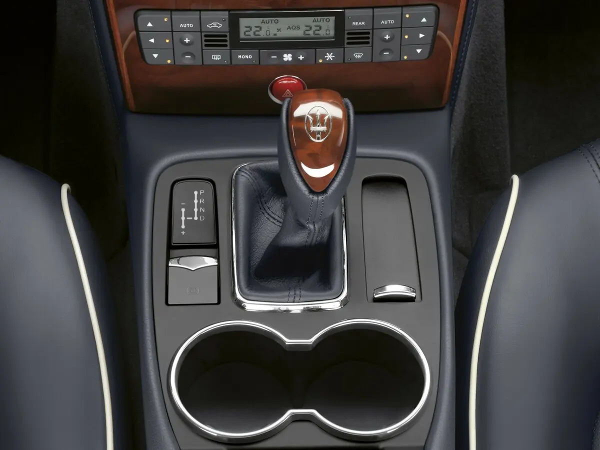 Maserati Quattroporte V Седан — сүрөт 9