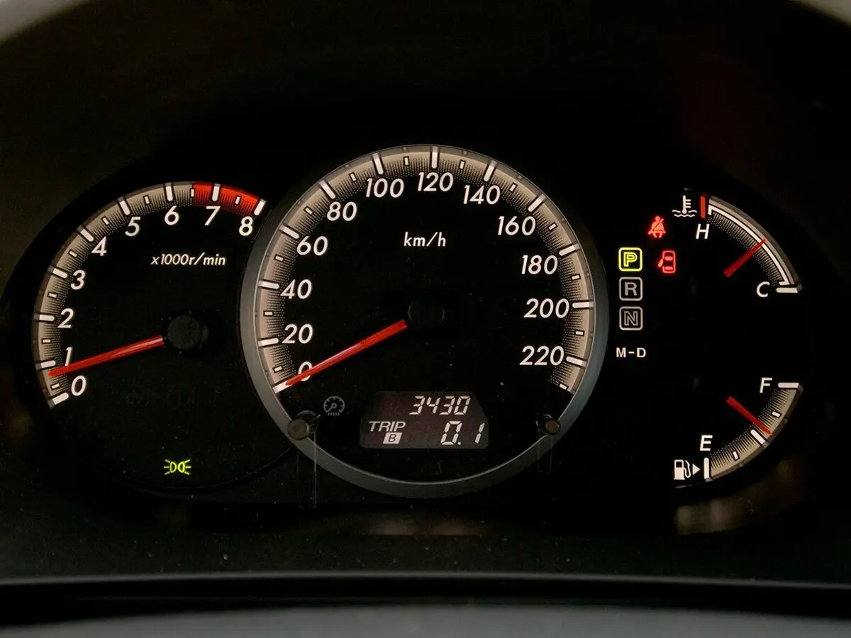 Mazda 5 I (CR) Рестайлинг Компактвэн — сүрөт 8