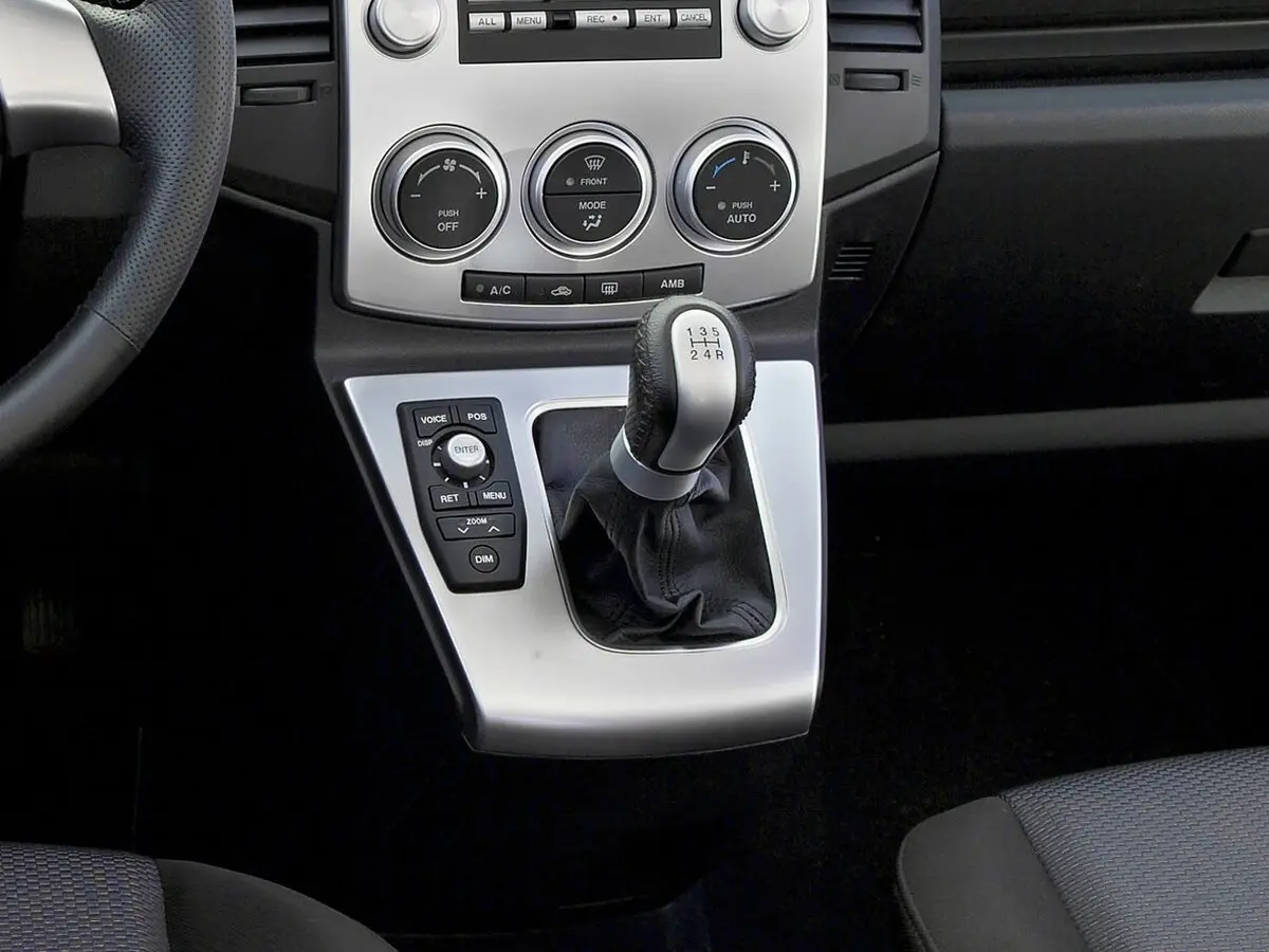 Mazda 5 I (CR) Рестайлинг Компактвэн — сүрөт 12