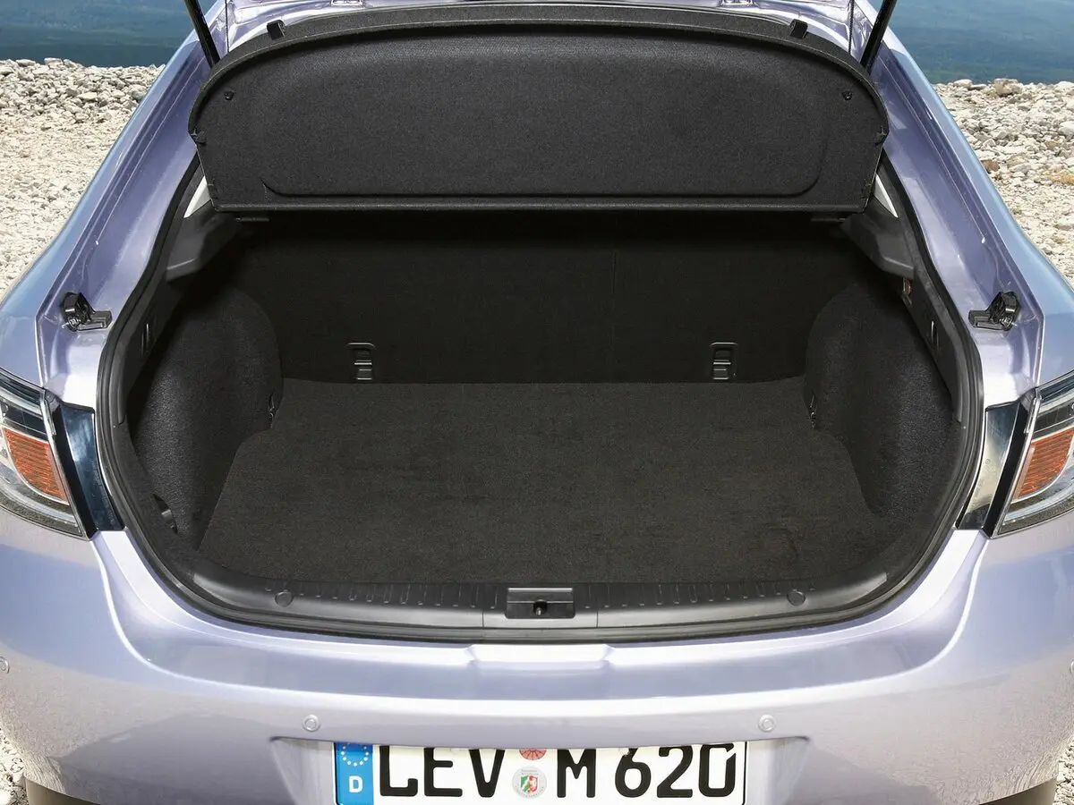 Mazda 6 II (GH) Лифтбек — фото 12