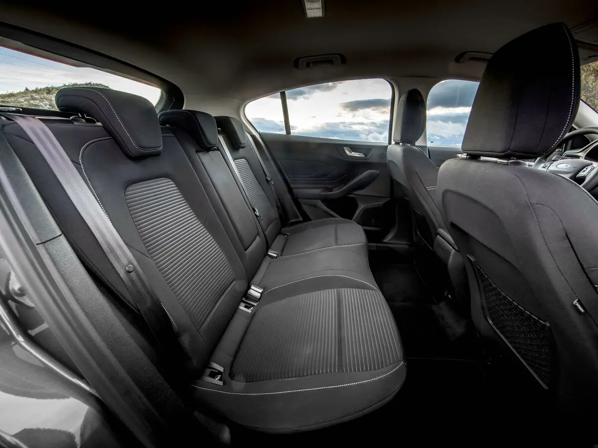 Ford Focus IV Рестайлинг Хэтчбек 5 дв. — фото 8