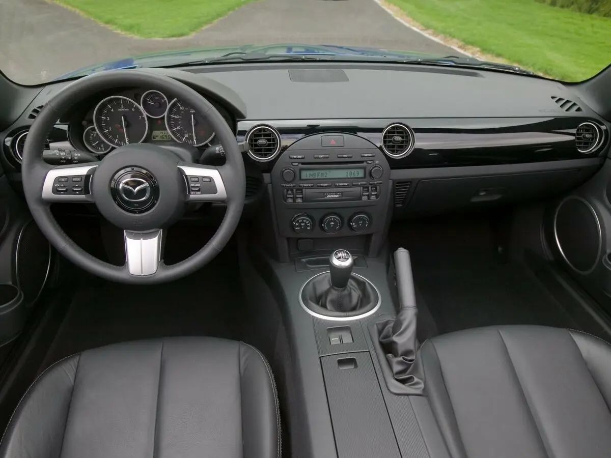 Mazda MX-5 III (NC) Родстер — сүрөт 6