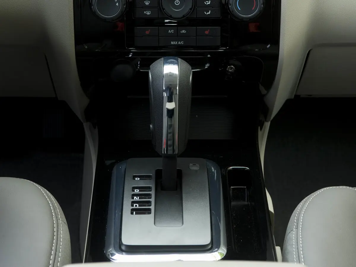 Mazda Tribute II Внедорожник 5 дв. — сүрөт 12