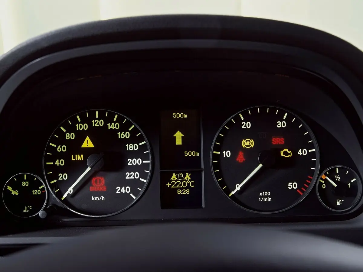 Mercedes-Benz A-Класс II (W169) Рестайлинг Хэтчбек 3 дв. — сүрөт 8