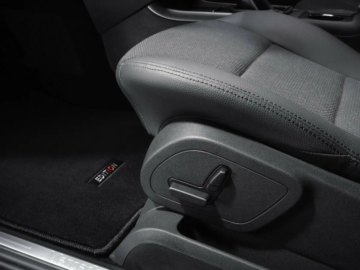 Mercedes-Benz A-Класс II (W169) Рестайлинг Хэтчбек 5 дв. — 照片 17