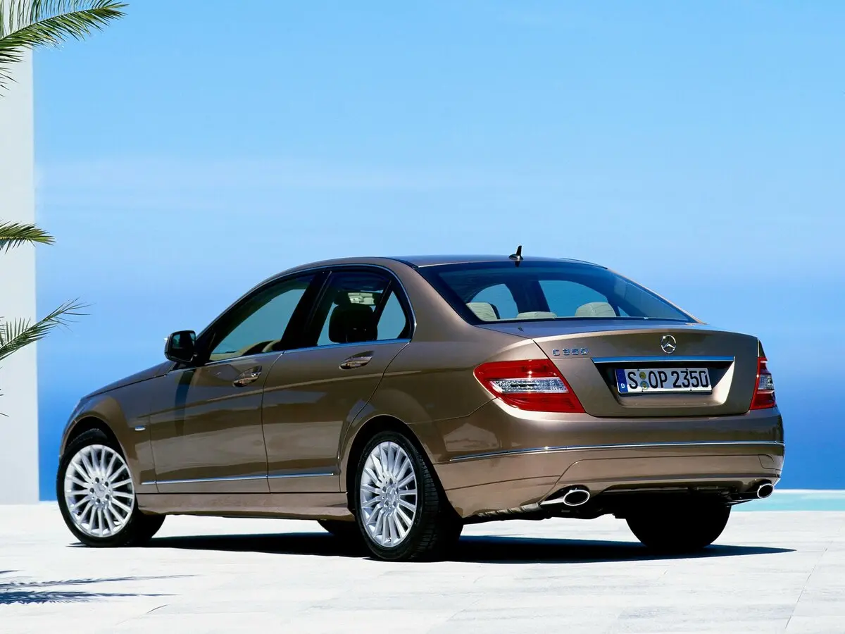 Mercedes-Benz C-Класс III (W204) Седан — сүрөт 5