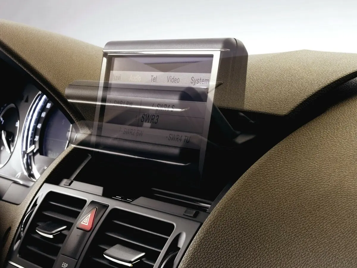 Mercedes-Benz C-Класс III (W204) Седан — сүрөт 15