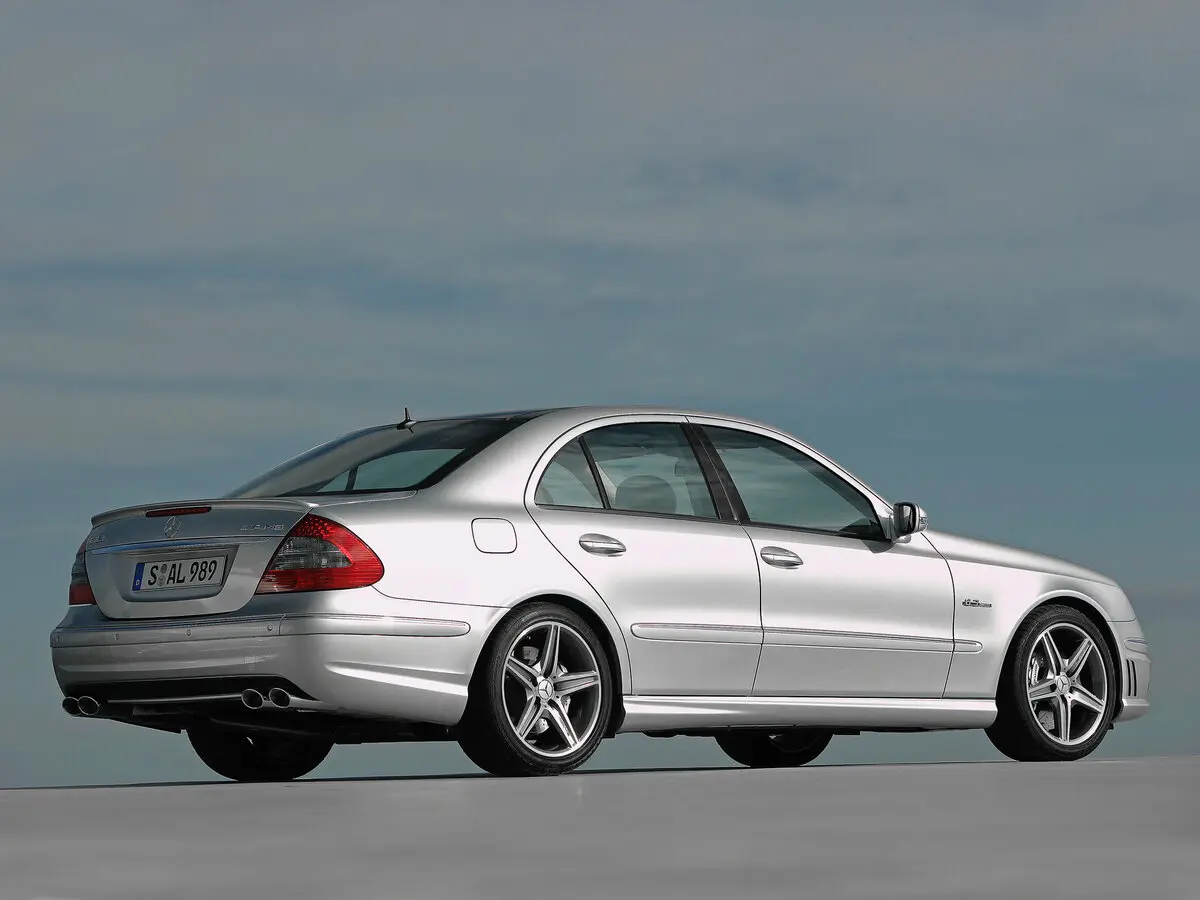 Mercedes-Benz E-Класс AMG III (W211, S211) Рестайлинг Седан — фото 5