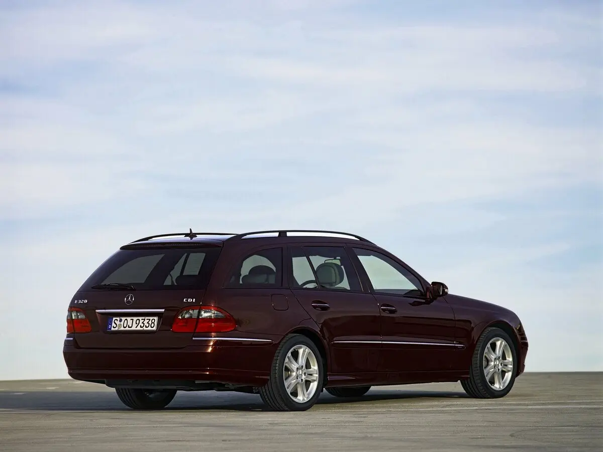 Mercedes-Benz E-Класс III (W211, S211) Рестайлинг Универсал 5 дв. — фото 4