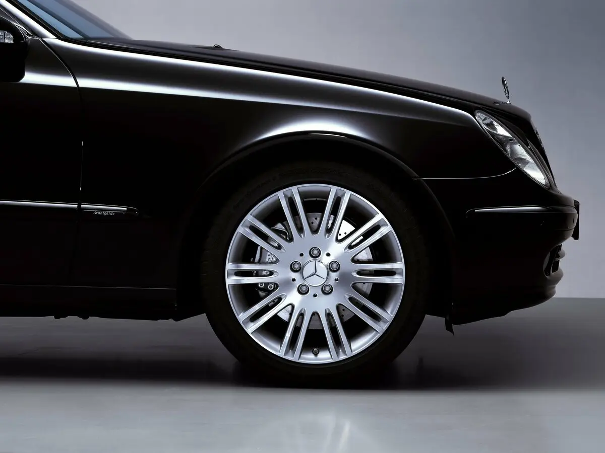 Mercedes-Benz E-Класс III (W211, S211) Рестайлинг Универсал 5 дв. — фото 14