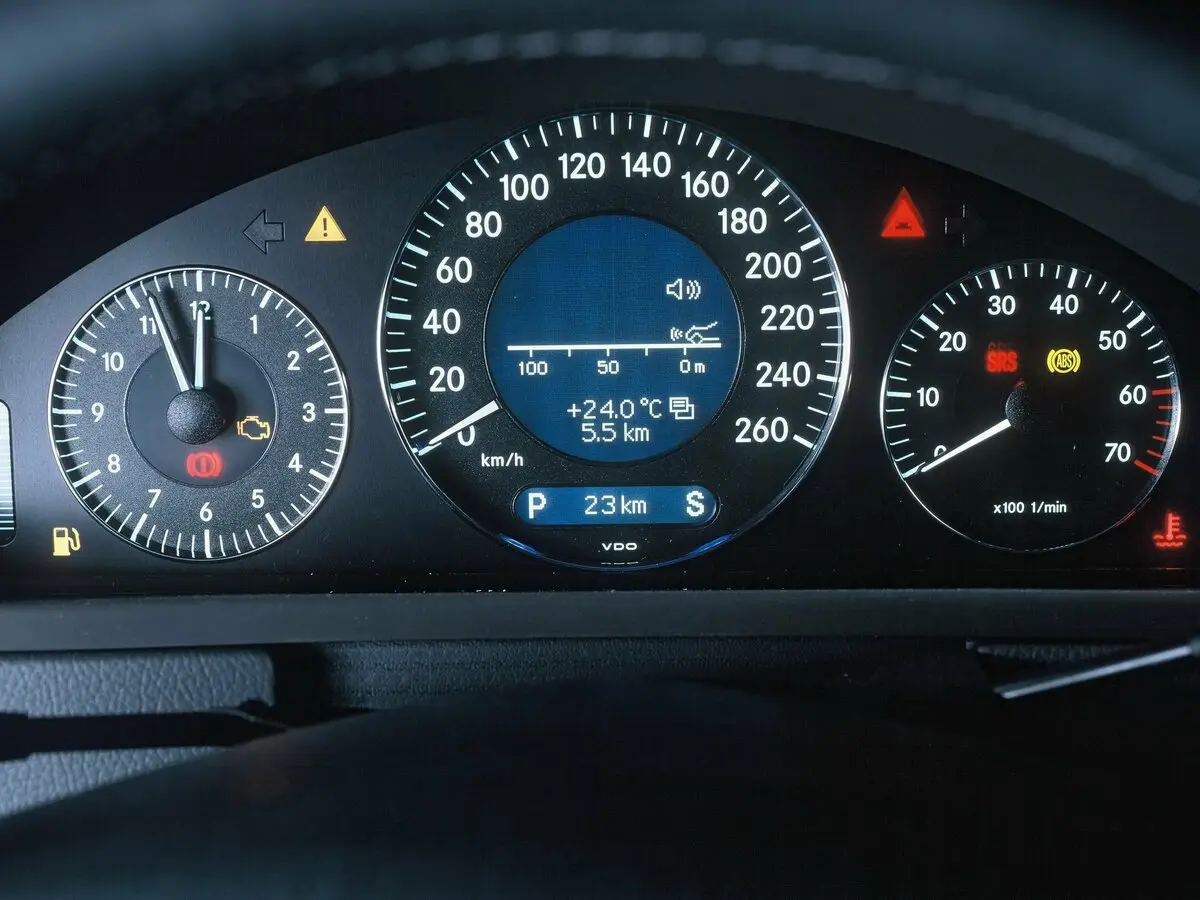 Mercedes-Benz CLK-Класс II (W209) Рестайлинг Купе-хардтоп — photo 7