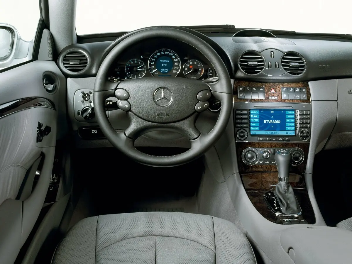 Mercedes-Benz CLK-Класс II (W209) Рестайлинг Купе-хардтоп — photo 8