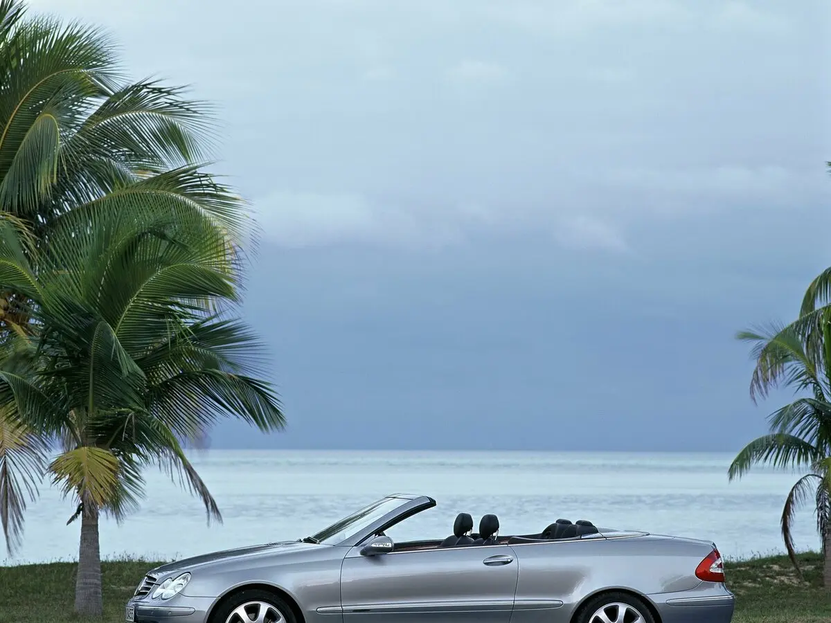 Mercedes-Benz CLK-Класс II (W209) Рестайлинг Кабриолет — сүрөт 2