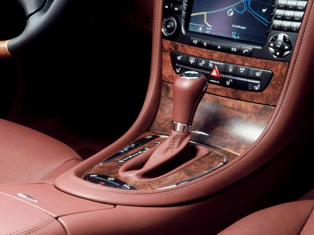 Mercedes-Benz CLS I (C219) Седан — фото 11