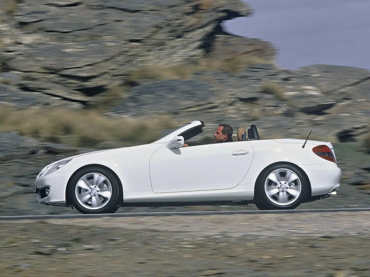 Mercedes-Benz SLK-Класс II (R171) Рестайлинг Родстер — 照片 2
