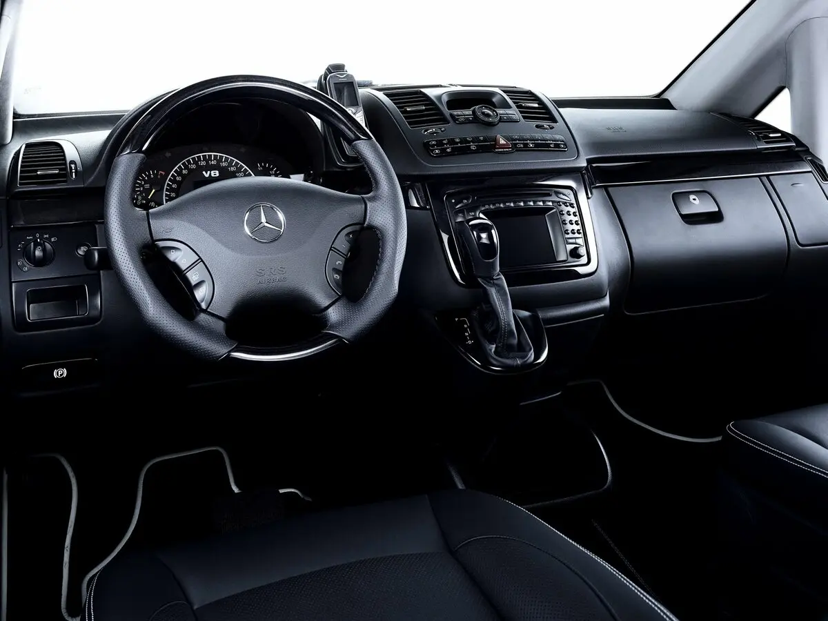 Mercedes-Benz Viano I (W639) Минивэн — фото 5