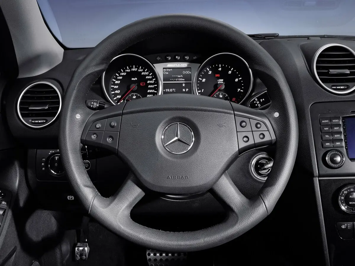 Mercedes-Benz M-Класс AMG II (W164) Рестайлинг Внедорожник 5 дв. — сүрөт 10