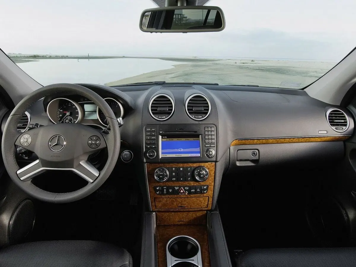 Mercedes-Benz GL-Класс I (X164) Внедорожник 5 дв. — сүрөт 6