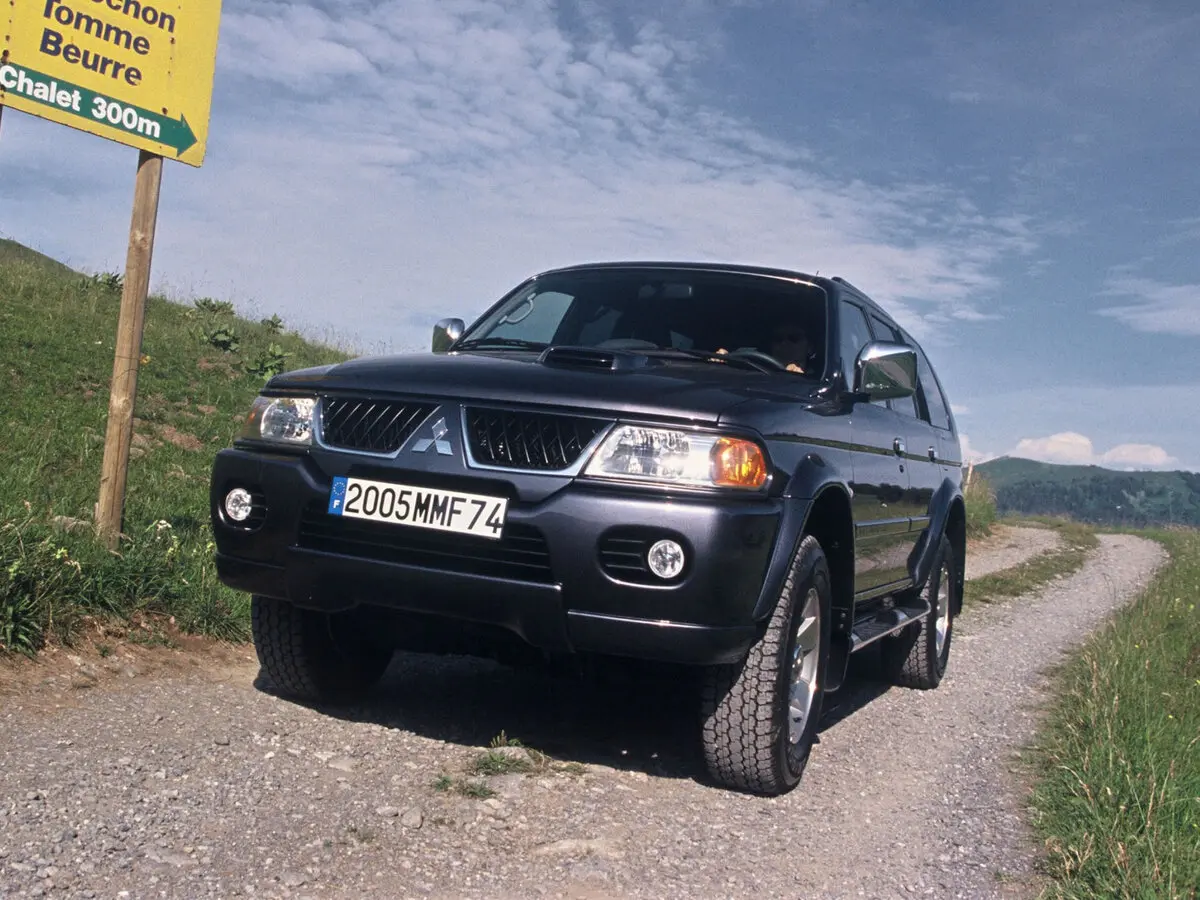 Mitsubishi Pajero Sport I Рестайлинг Внедорожник 5 дв. — фото 3