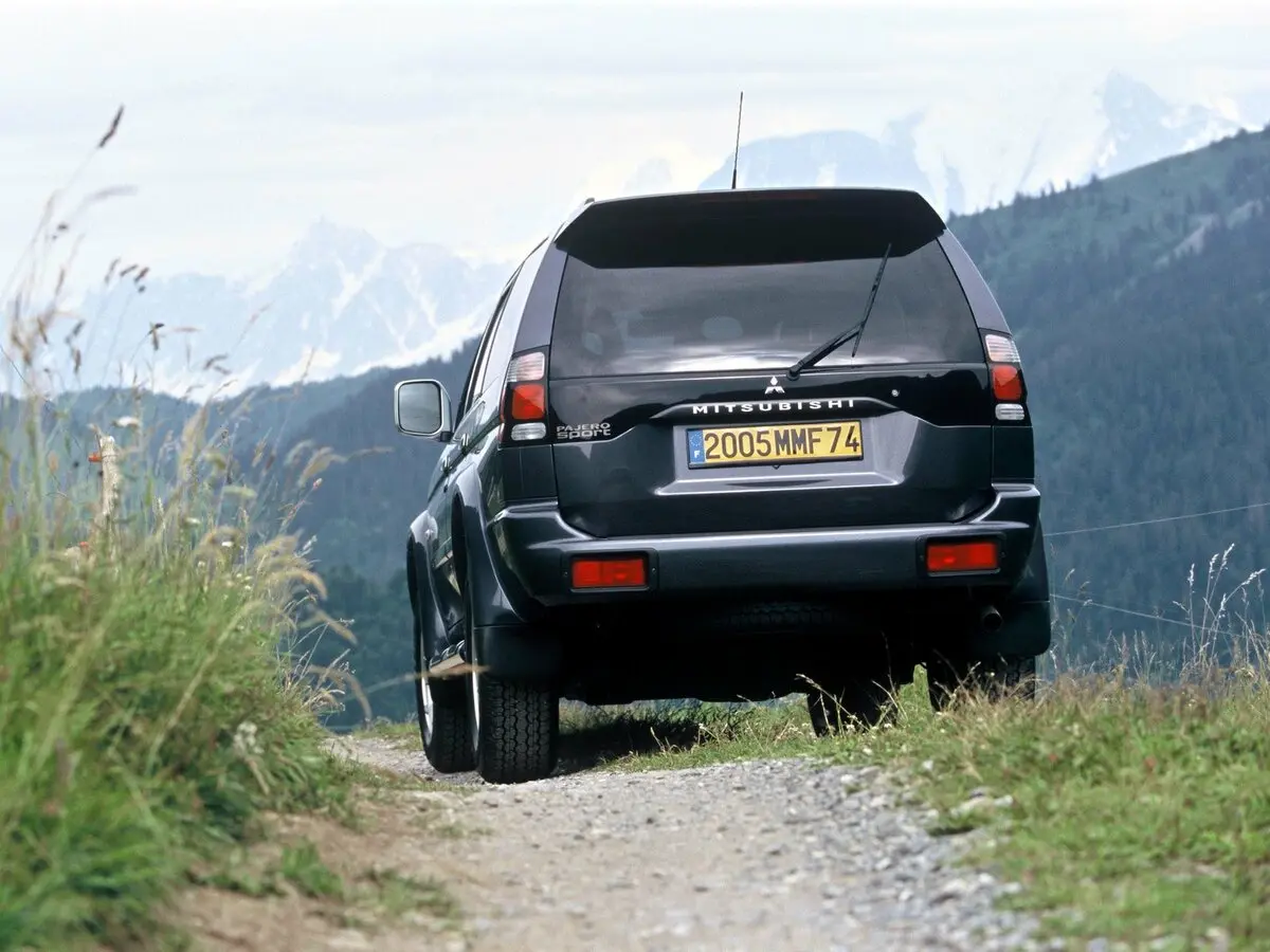 Mitsubishi Pajero Sport I Рестайлинг Внедорожник 5 дв. — фото 4