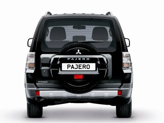Mitsubishi Pajero IV Внедорожник 3 дв. — photo 3