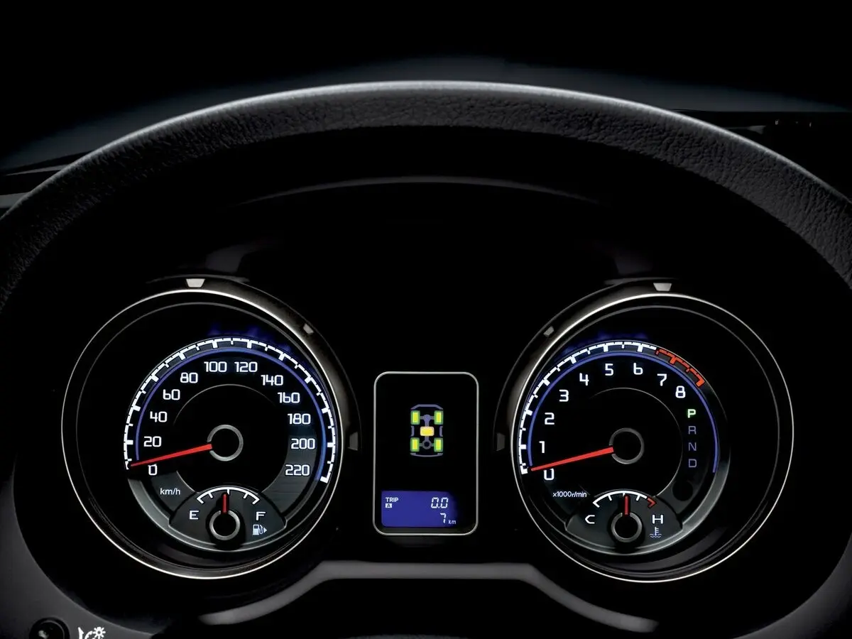 Mitsubishi Pajero IV Внедорожник 5 дв. — photo 9