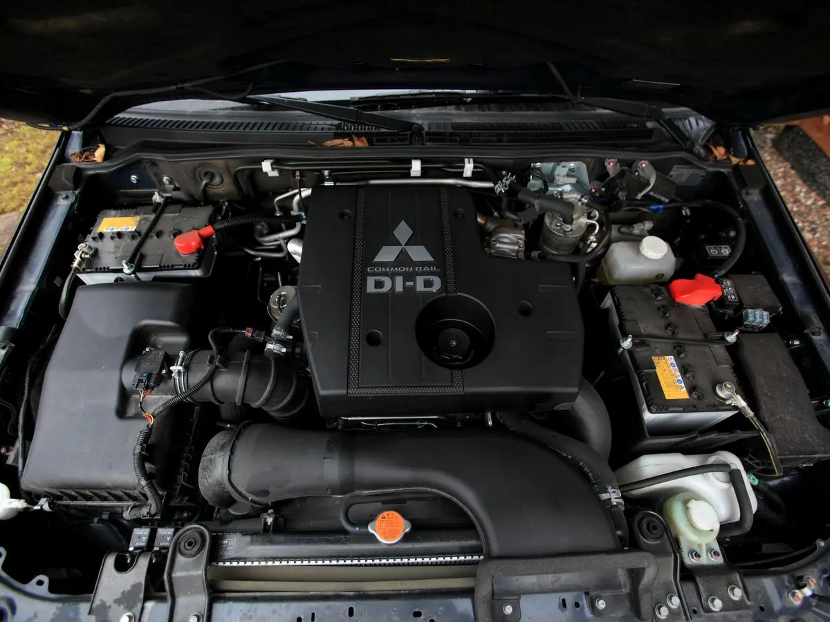 Mitsubishi Pajero IV Внедорожник 5 дв. — photo 15