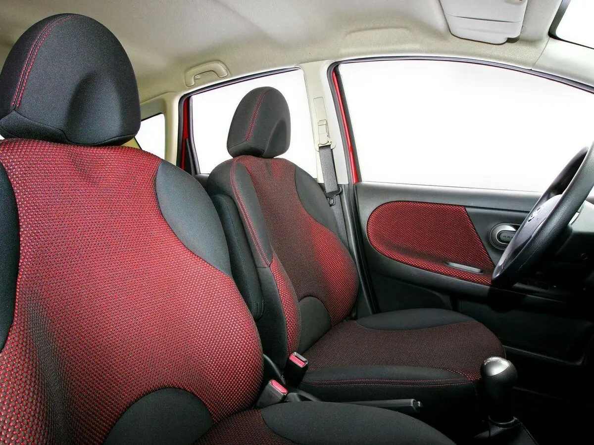 Nissan Note I Хэтчбек 5 дв. — фото 6