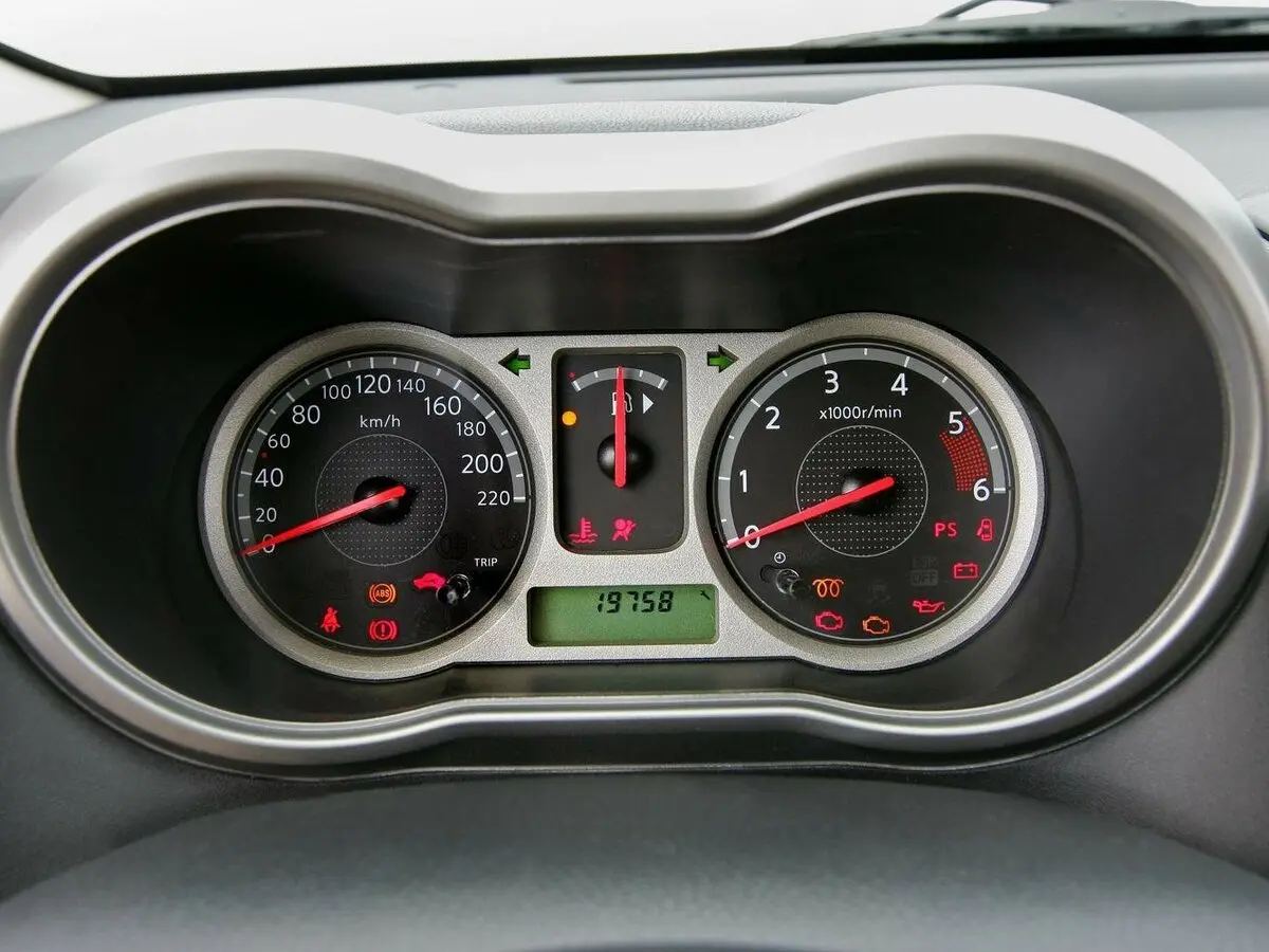 Nissan Note I Хэтчбек 5 дв. — фото 7