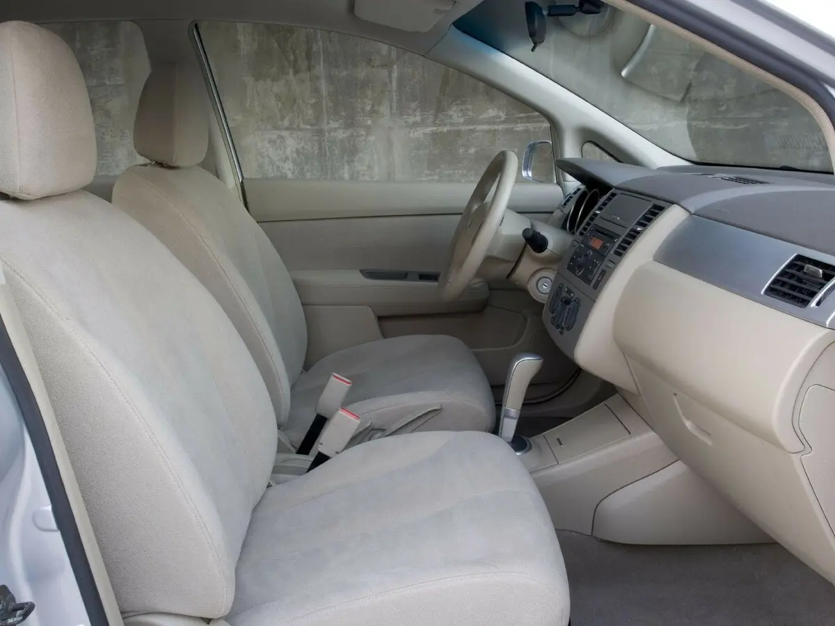 Nissan Tiida I Рестайлинг Хэтчбек 5 дв. — сүрөт 7