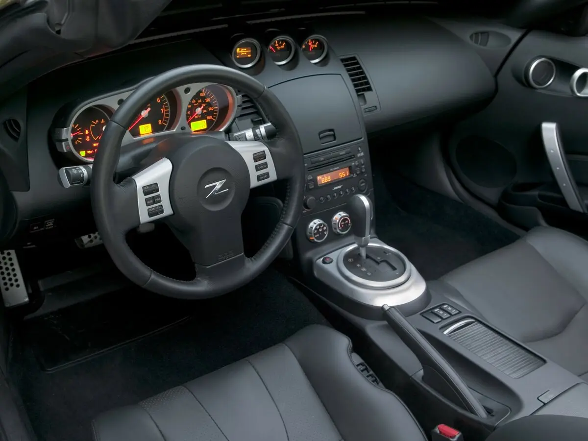 Nissan 350Z I Рестайлинг Купе — сүрөт 6